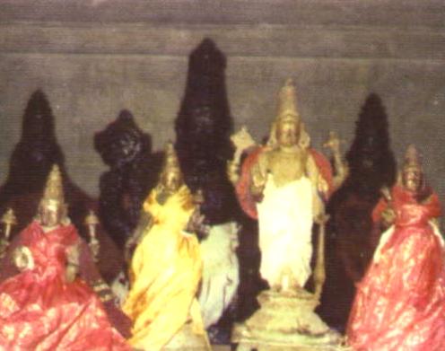 Thiru Arimeya Vinnagaram - Sri Kuda Maadu Koothan Perumal Temple